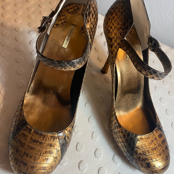 MAX STUDIO  Copper Color Toshi Genuine Snakeskin Heels - Picture 9 of 15